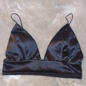 BLACK CROP TOP
